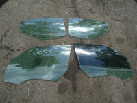 pravé přední okno - ORIGINÁLNÍ DÍL 